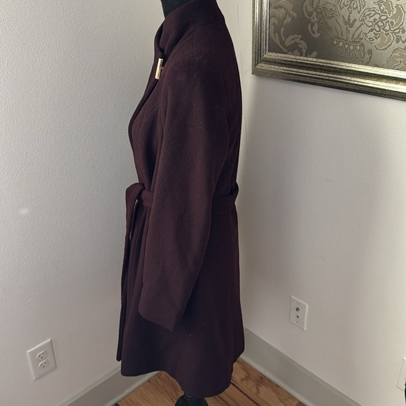 MICHAEL Michael Kors Asymmetrical belted wool merlot coat Sz M - Picture 6 of 15